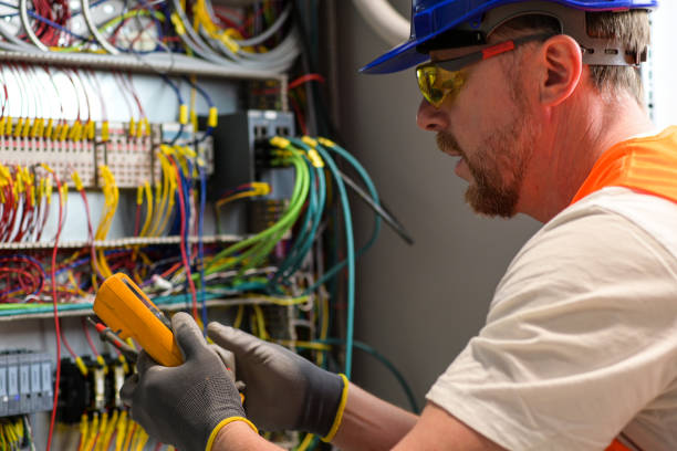 Best Local Electrician Companies  in Williamsville, NY